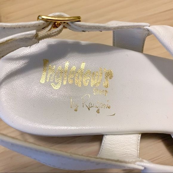 Vintage Genuine Leather White Strappy Sandals - Picture 3 of 11